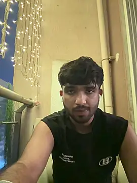 Jhonnn98 online show from 08-04-26, 02:10