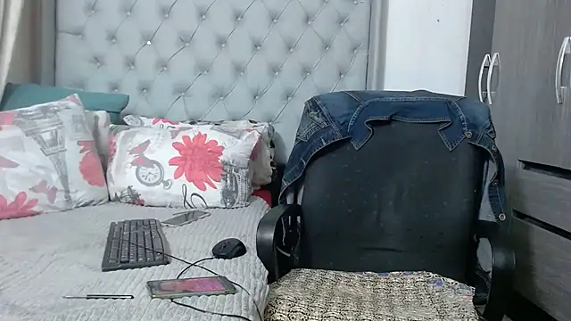 Bustyredx online show from 09-23-25, 08:16