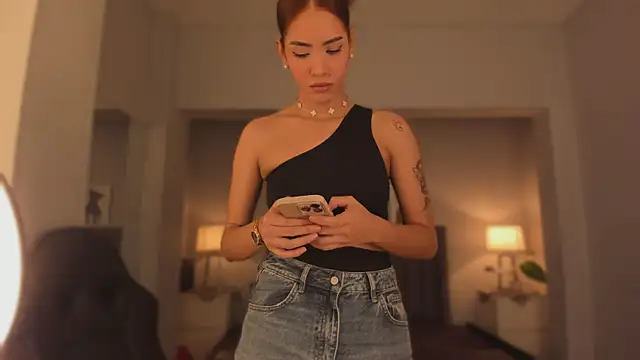 Madie  collins online show from 09-09-25, 09:30