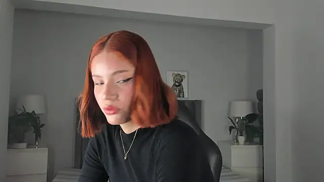 Madie  collins online show from 03-06-26, 12:00