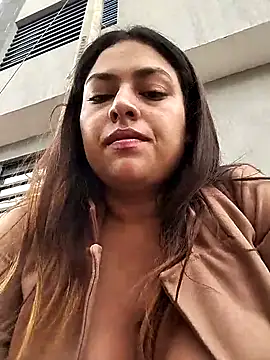 Snapshot of DULCE__26 chatting on 02-27-25, 12:12 DULCE 26 online show from 02-27-25, 12:12