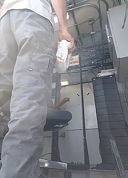 vanscr1 online show from 09-18-25, 05:27