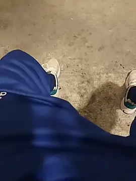 casper0303 online show from 03-07-25, 11:38