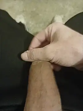 casper0303 online show from 03-12-26, 09:41