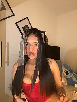 Snapshot of Dulceeany chatting on 09-27-25, 02:50 Dulceeany online show from 09-27-25, 02:50