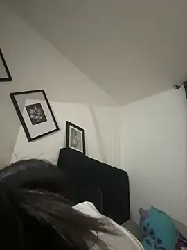 Snapshot of Dulceeany chatting on 10-02-25, 03:32 Dulceeany online show from 10-02-25, 03:32