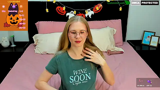 CatmintLush online show from 11-02-25, 11:43