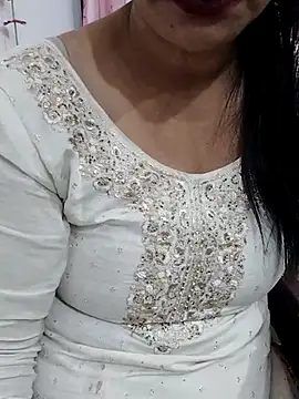 Urmila bhabhii online show from 12-04-25, 03:05