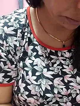 Urmila bhabhii online show from 03-21-25, 02:28