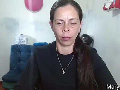 Snapshot of Marilyn_xxxx chatting on 05-19-26, 06:37 Marilyn xxxx online show from 05-19-26, 06:37