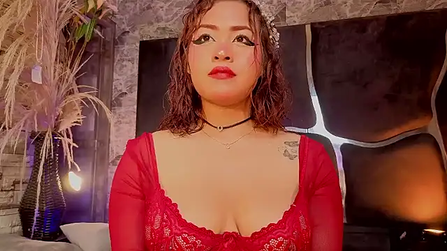 Estrella05  online show from 01-13-26, 05:11