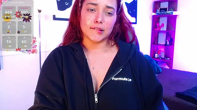 VictoriaMontero30000 online show from 03-10-25, 08:06