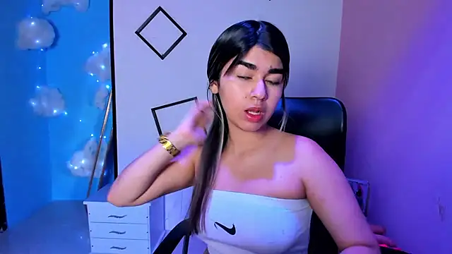 NahomiConnor  online show from 09-19-25, 01:15