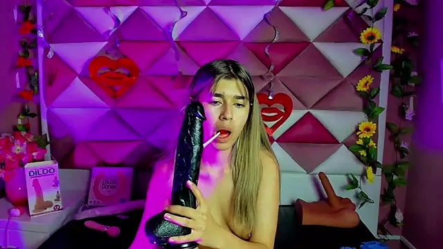 NahomiConnor  online show from 03-18-25, 07:22