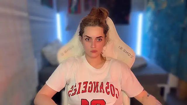  dota2  online show from 03-26-26, 07:34