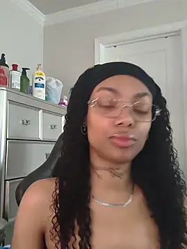 butterflybootyy online show from 05-22-26, 02:48