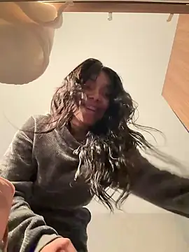 Snapshot of butterflybootyy chatting on 03-01-25, 04:58 butterflybootyy online show from 03-01-25, 04:58