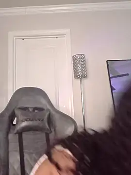 butterflybootyy online show from 05-08-26, 11:03