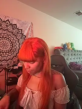 Snapshot of butterflybootyy chatting on 10-12-25, 03:24 butterflybootyy online show from 10-12-25, 03:24