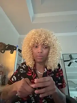 butterflybootyy online show from 12-15-25, 01:06