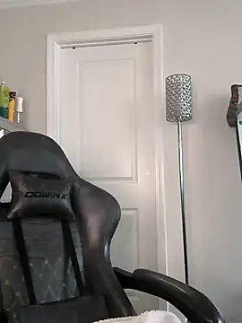 butterflybootyy online show from 04-29-26, 05:30