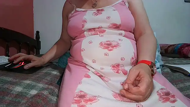 Elizabeth68 online show from 10-28-25, 11:20