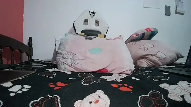 Elizabeth68 online show from 10-06-25, 07:47