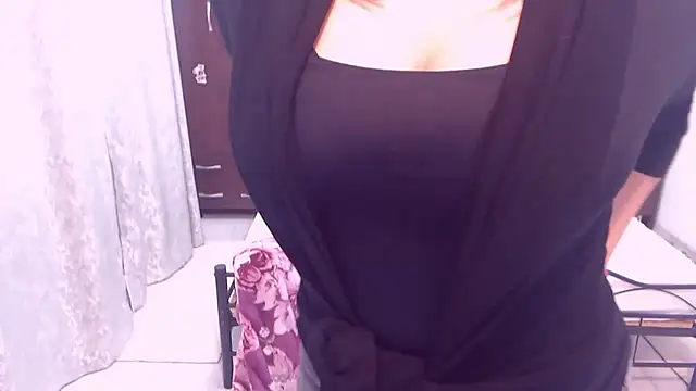 DivinSandra online show from 03-27-26, 07:17