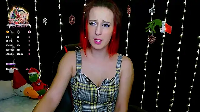 AgathaNoxe online show from 12-24-24, 11:00