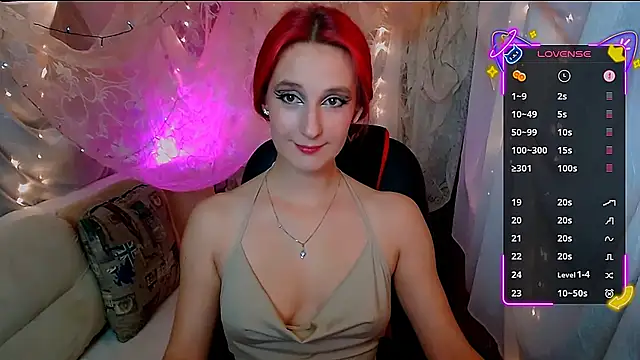 AgathaNoxe online show from 10-18-25, 09:39