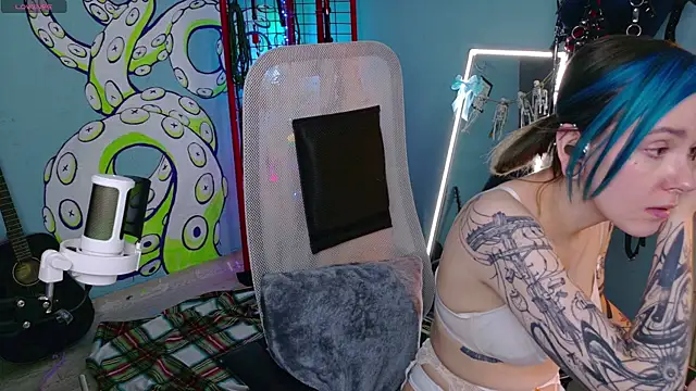 Cumpotik Eve online show from 03-04-26, 03:03