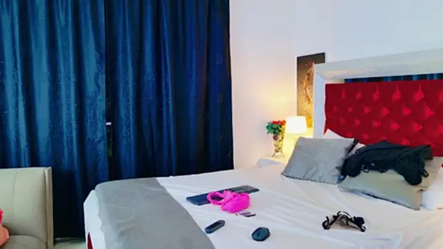 Lizzymontanaa online show from 10-25-25, 05:17