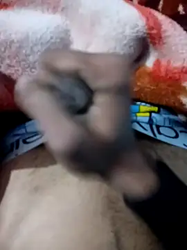 HotPrism439 online show from 11-21-25, 08:41