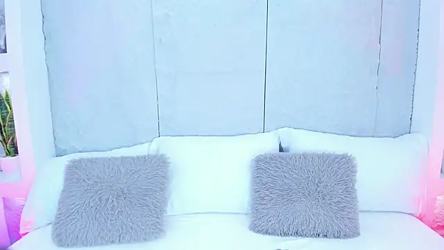 AvyMilton online show from 10-09-25, 11:44