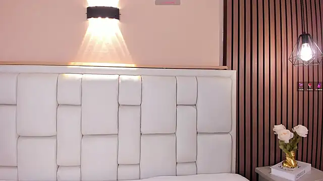 AvyMilton online show from 04-05-26, 12:01