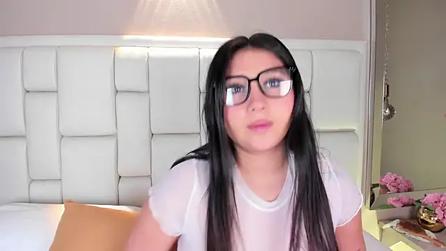 AvyMilton online show from 01-10-26, 11:27