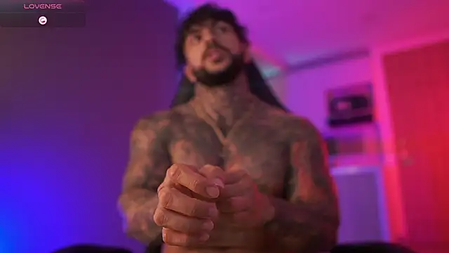 mariano costa online show from 10-18-25, 02:24