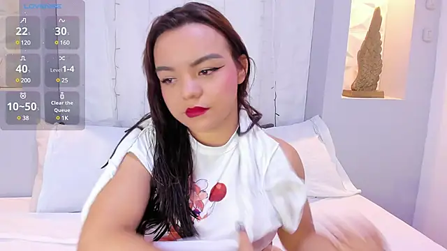 EmilyRouss  online show from 03-20-25, 07:25