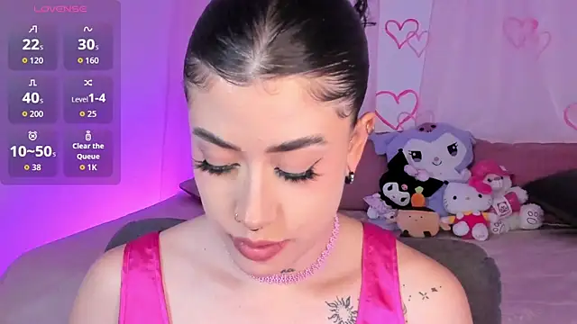 Snapshot of melody_suarez chatting on 09-21-25, 10:48 melody suarez online show from 09-21-25, 10:48
