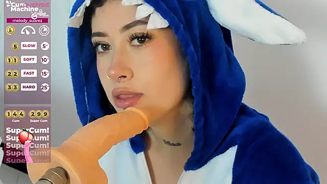 Snapshot of melody_suarez chatting on 03-04-25, 07:43 melody suarez online show from 03-04-25, 07:43