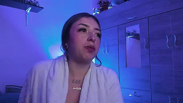 Snapshot of turolita_ chatting on 06-12-26, 06:22 turolita online show from 06-12-26, 06:22