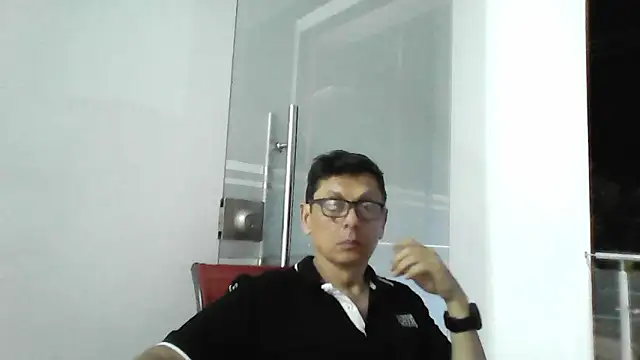 MarcusKelvin online show from 06-12-26, 02:42