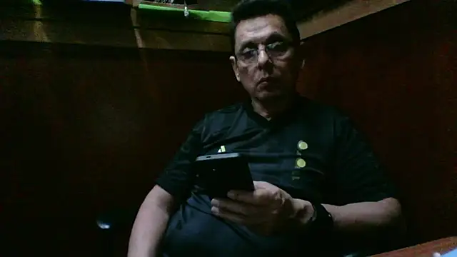 MarcusKelvin online show from 11-05-25, 02:53