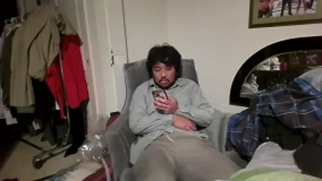 bigasianloads25 online show from 12-23-25, 05:51