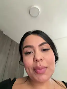 valeria2019hot online show from 03-04-25, 08:38