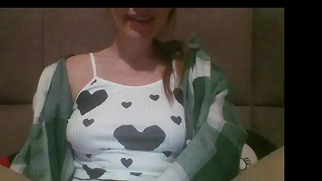 Sladkiegubki online show from 10-15-25, 02:54