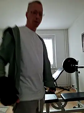 Maiki82 online show from 03-11-25, 01:12