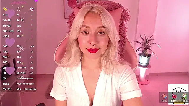 Dahlia  espresso online show from 02-13-25, 08:24