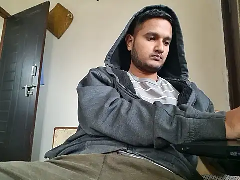 Jonrobinso online show from 11-23-25, 05:28