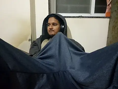 Jonrobinso online show from 12-01-25, 05:47